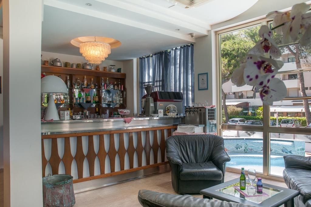 ג'וליאנובה Hotel Atlantic מראה חיצוני תמונה